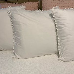 Elegant White Pom-Pom Pillow Cover